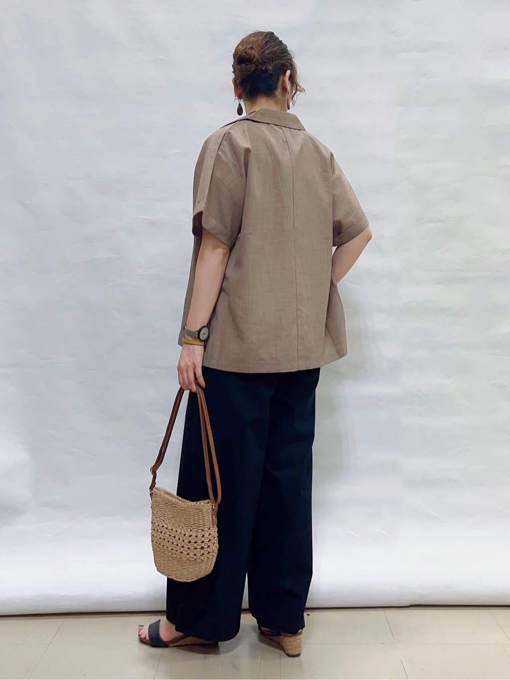 まっつんさんの「SHOO･LA･RUE｜【S-LL】さらりと着たい大人のための 麻調半袖ジャケット」を使ったコーディネート