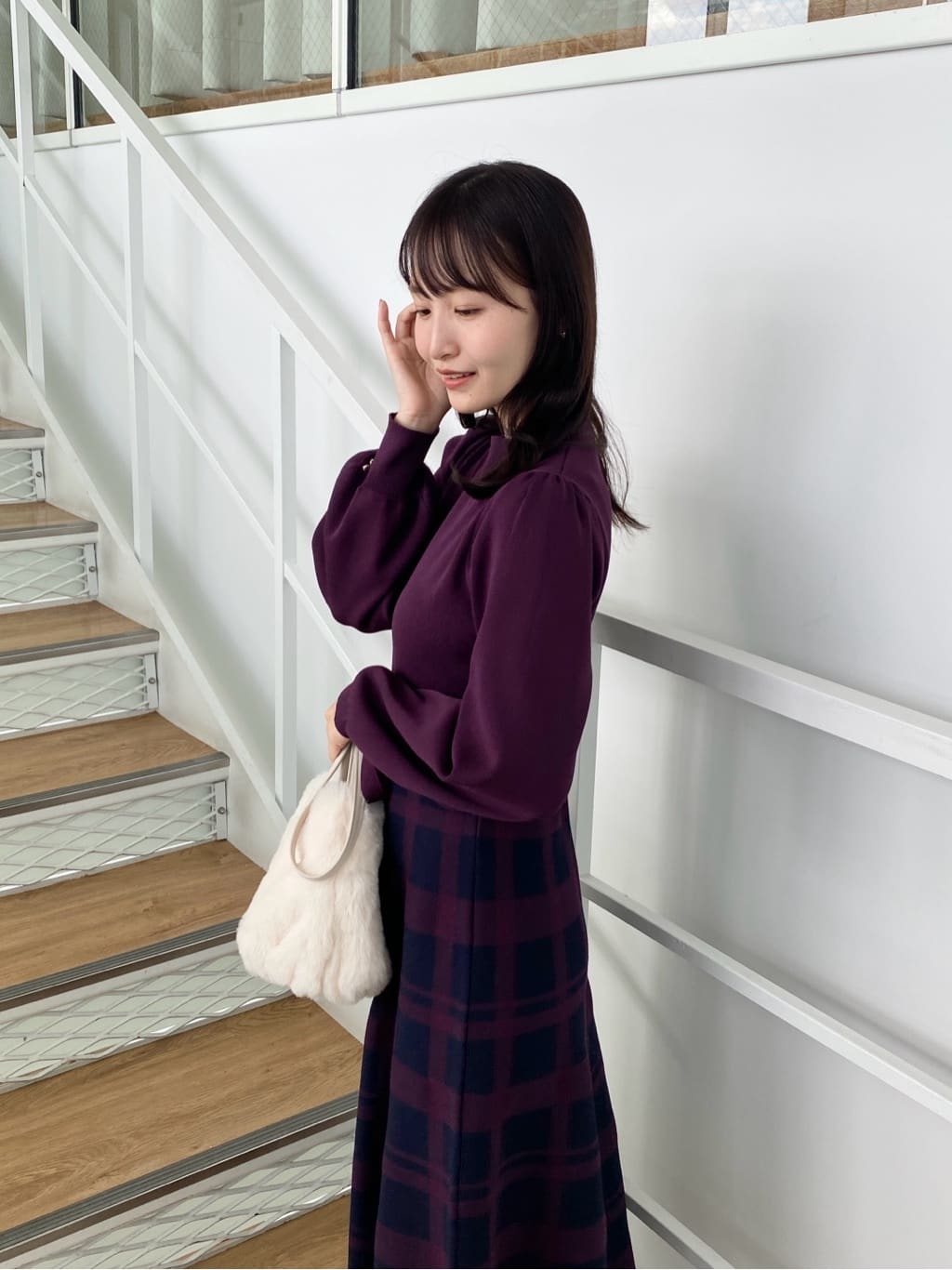 みさかさんの「index｜【2WAY】フェイクファーラウンドショルダーバッグ」を使ったコーディネート