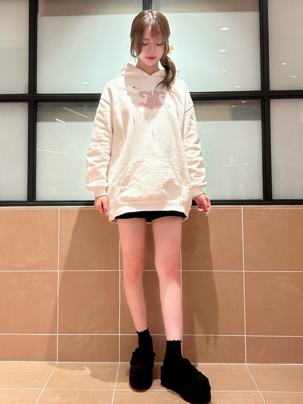 Arisaさんの「ESPERANZA｜ふわもこボアサボ」を使ったコーディネート