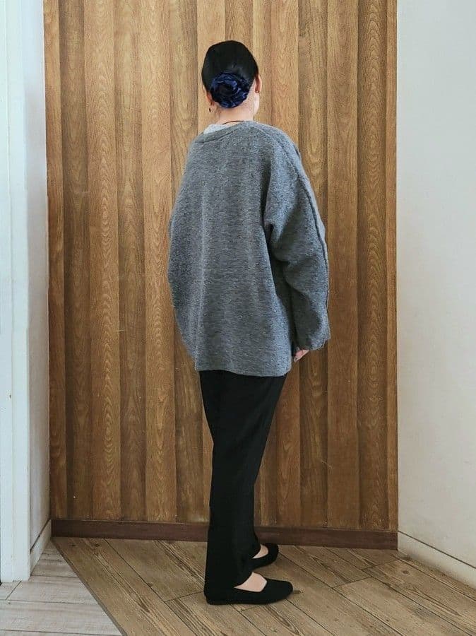 くまさんの「SHOO･LA･RUE｜【高レビュー/SS-LL/美脚シルエット】すっきりきれい見え テーパードパンツ」を使ったコーディネート