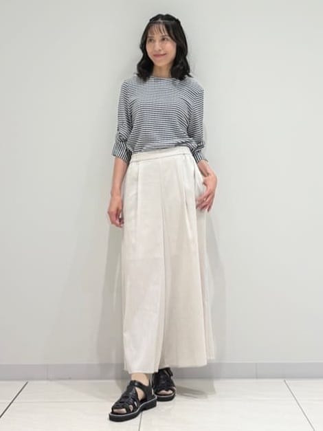 kayoさんの「INDIVI｜【洗える／清涼感◎】ワイドフレアパンツ／スカーチョ」を使ったコーディネート