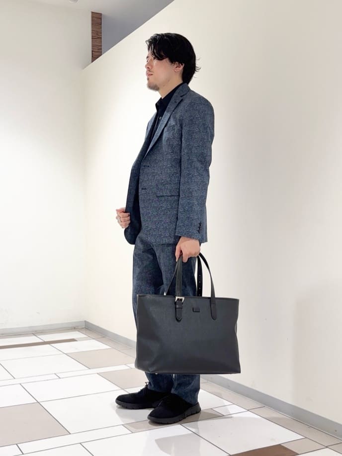 及川さんの「TAKEO KIKUCHI｜【抗菌防臭】COOL DOTS（R）ドビープリント ジャケット」を使ったコーディネート