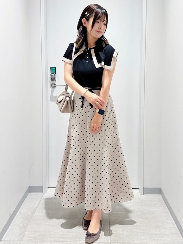 Fumikaさんの「grove｜【ひんやり/UVカット】大人の可愛さ　セーラーカラーニット」を使ったコーディネート