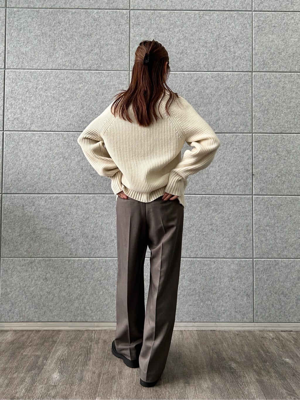 harunaさんの「CODE A｜dual form zip knit」を使ったコーディネート