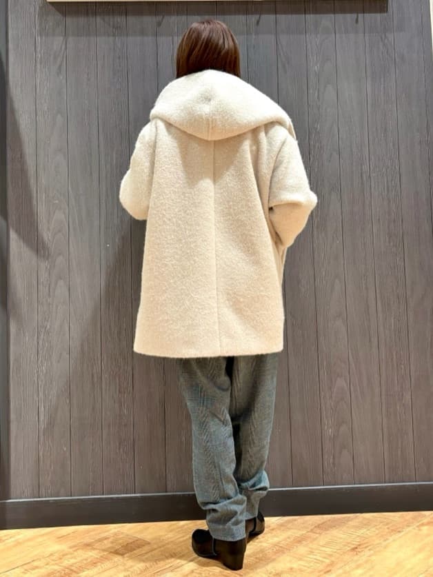 meiさんの「SHOO･LA･RUE｜【洗濯機可/S-LL】美脚見え あったか裏起毛 テーパードパンツ」を使ったコーディネート