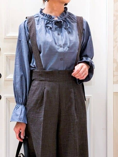 maiさんの「grove｜フリルカラーリボンブラウス」を使ったコーディネート
