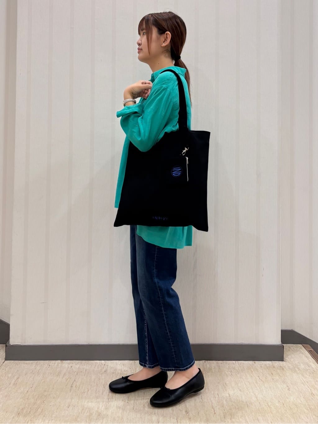 ちひさんの「INDIVI｜スゴラク バレーシューズ」を使ったコーディネート