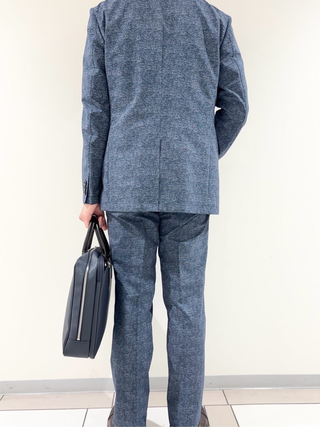 及川さんの「TAKEO KIKUCHI｜【抗菌防臭】COOL DOTS（R）ドビープリント ジャケット」を使ったコーディネート