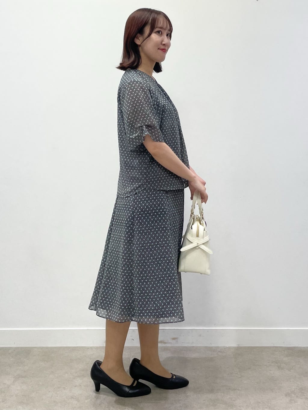 yukariさんの「Reflect｜【マシンウォッシュ可／セットアップ可】コツキ柄プリントブラウス」を使ったコーディネート