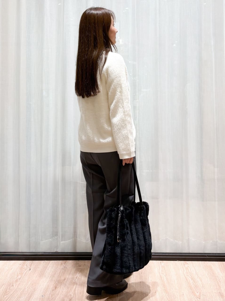 かなさんの「OPAQUE.CLIP｜《SS-LLサイズ》ストレッチ美脚イージーワイドパンツ【防シワ／洗濯機洗い可】」を使ったコーディネート