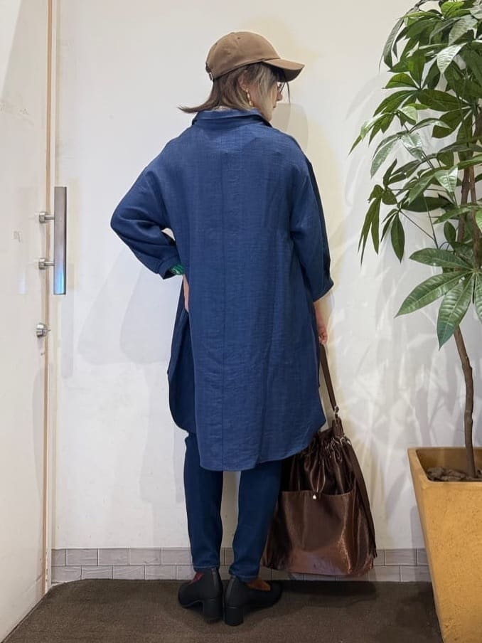 misakiさんの「SHOO･LA･RUE｜【S-LL/体型カバー】さらっとしたタッチが魅力 デニムライクチュニック」を使ったコーディネート