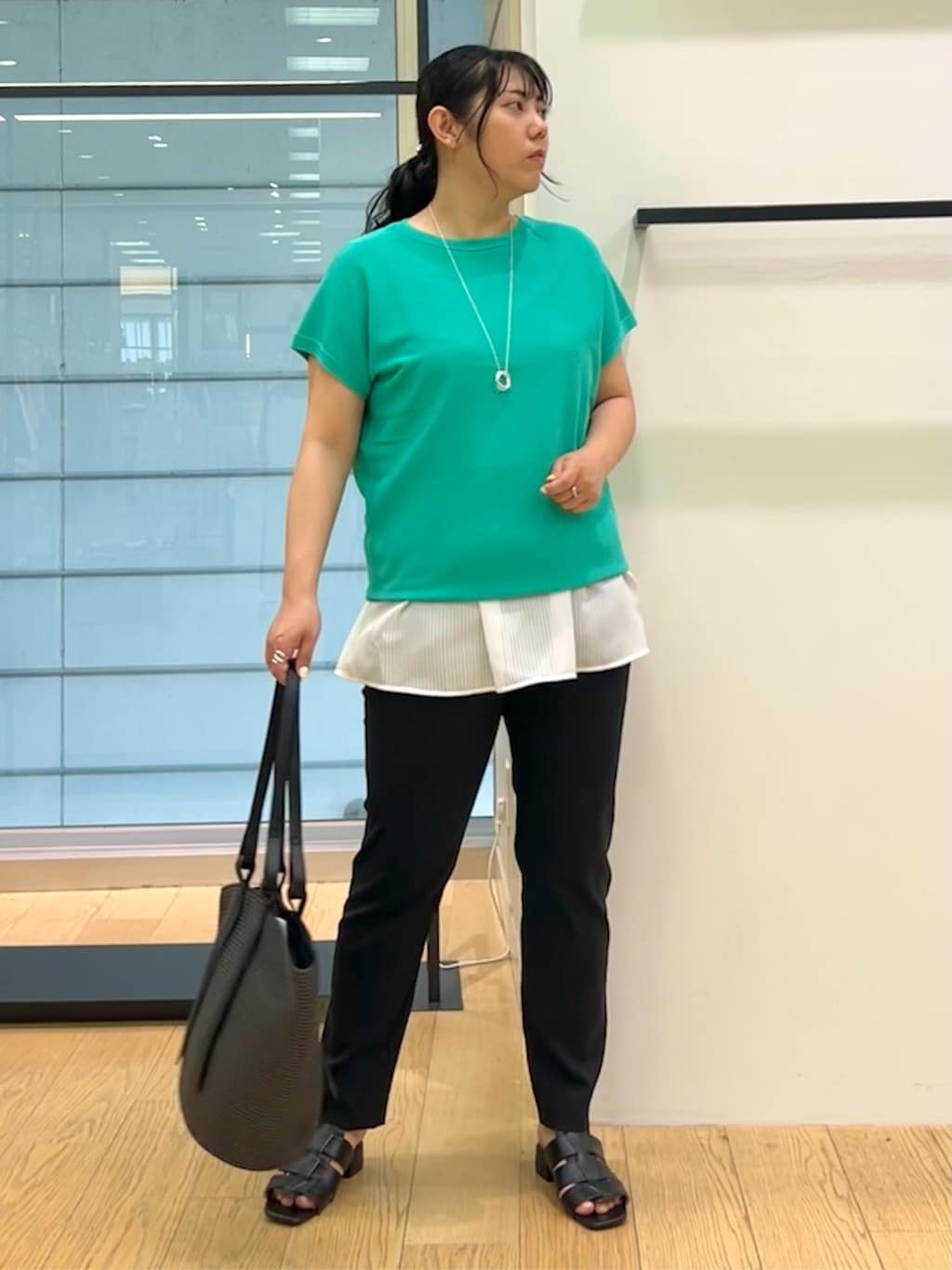 shimaさんの「INDIVI｜【洗える／レイヤードにも活躍】ペプラムインナートップス」を使ったコーディネート