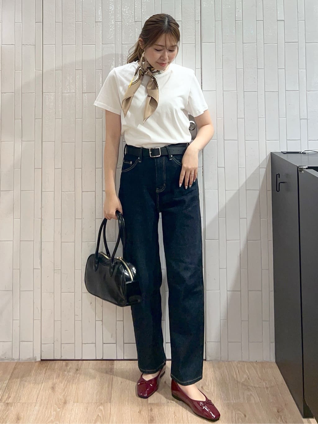 Risaさんの「OPAQUE.CLIP｜《5色展開》ベーシックTシャツ【洗濯機洗い可／UV／接触冷感】」を使ったコーディネート