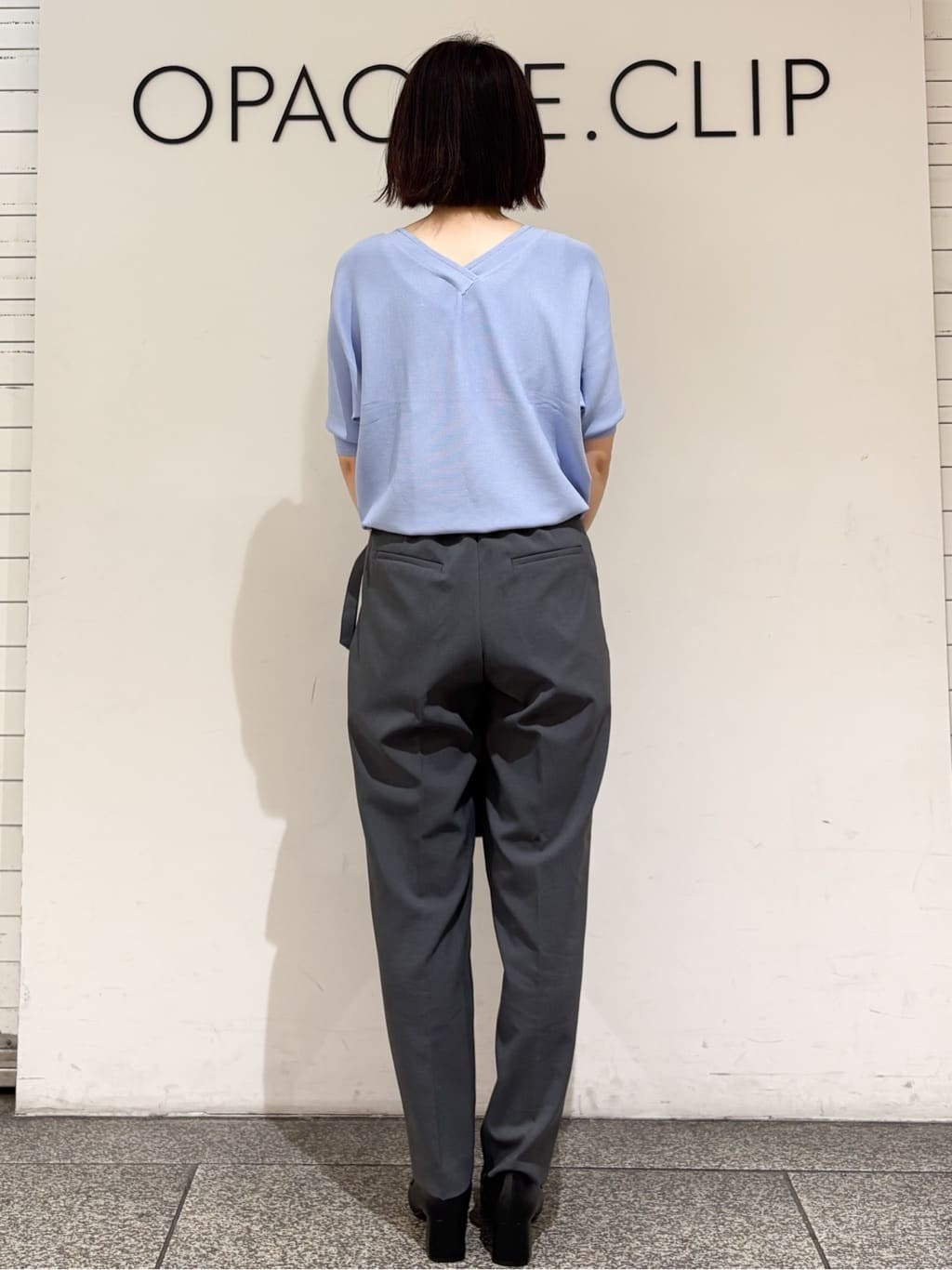 riさんの「OPAQUE.CLIP｜《5色展開》前後2WAY ドルマンスリーブニット【UVケア／抗ピル／洗濯機洗い可】」を使ったコーディネート