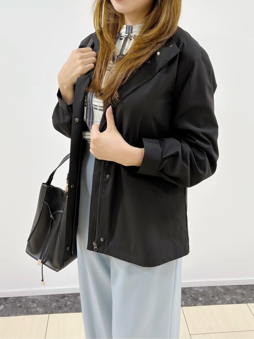 Annaさんの「COUP DE CHANCE｜【手洗い可／日本製】タックワイドパンツ」を使ったコーディネート