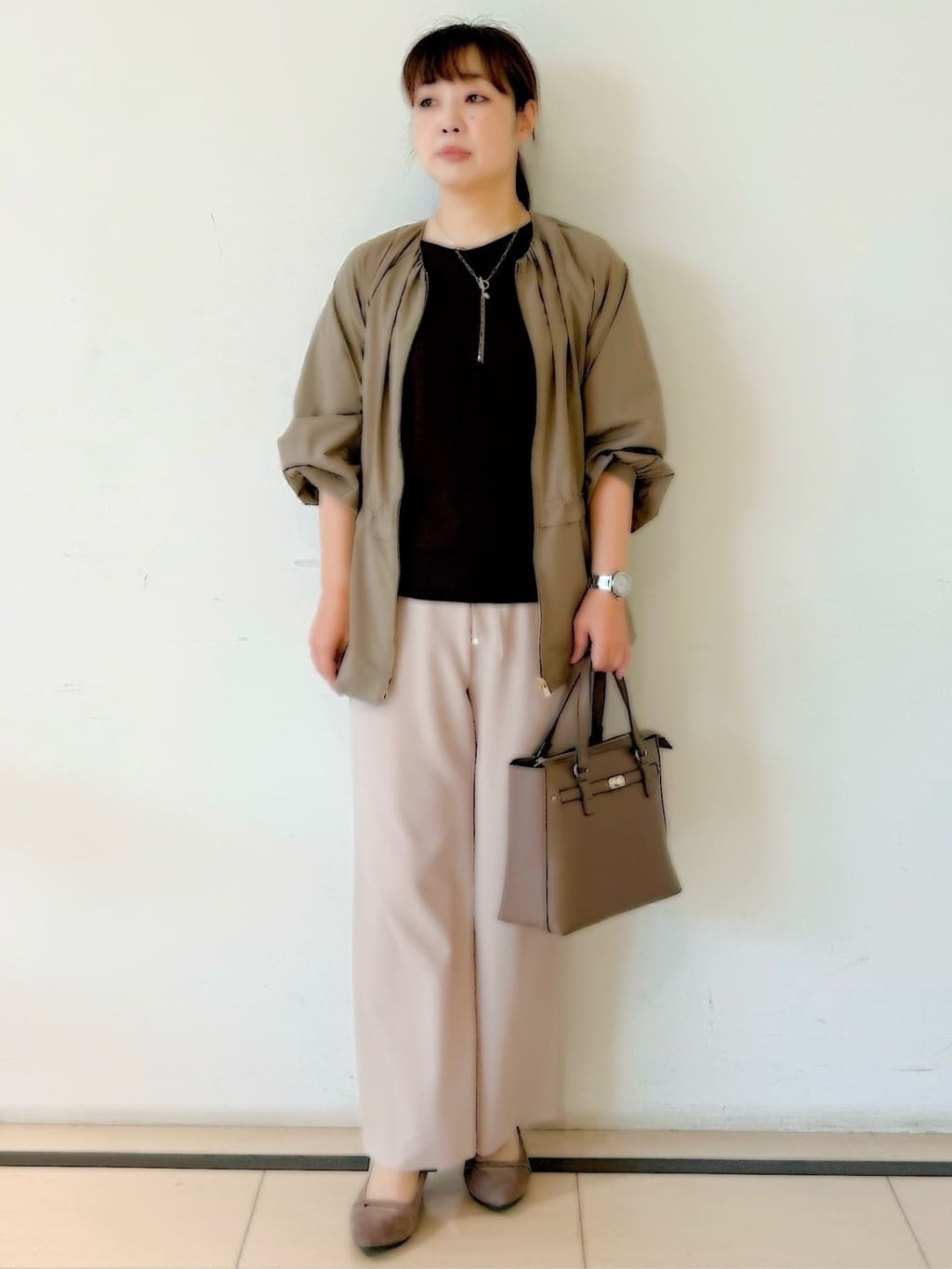 ひーさんの「Reflect｜【パンツにもスカートにも合わせやすい◎】ライティブルゾン」を使ったコーディネート
