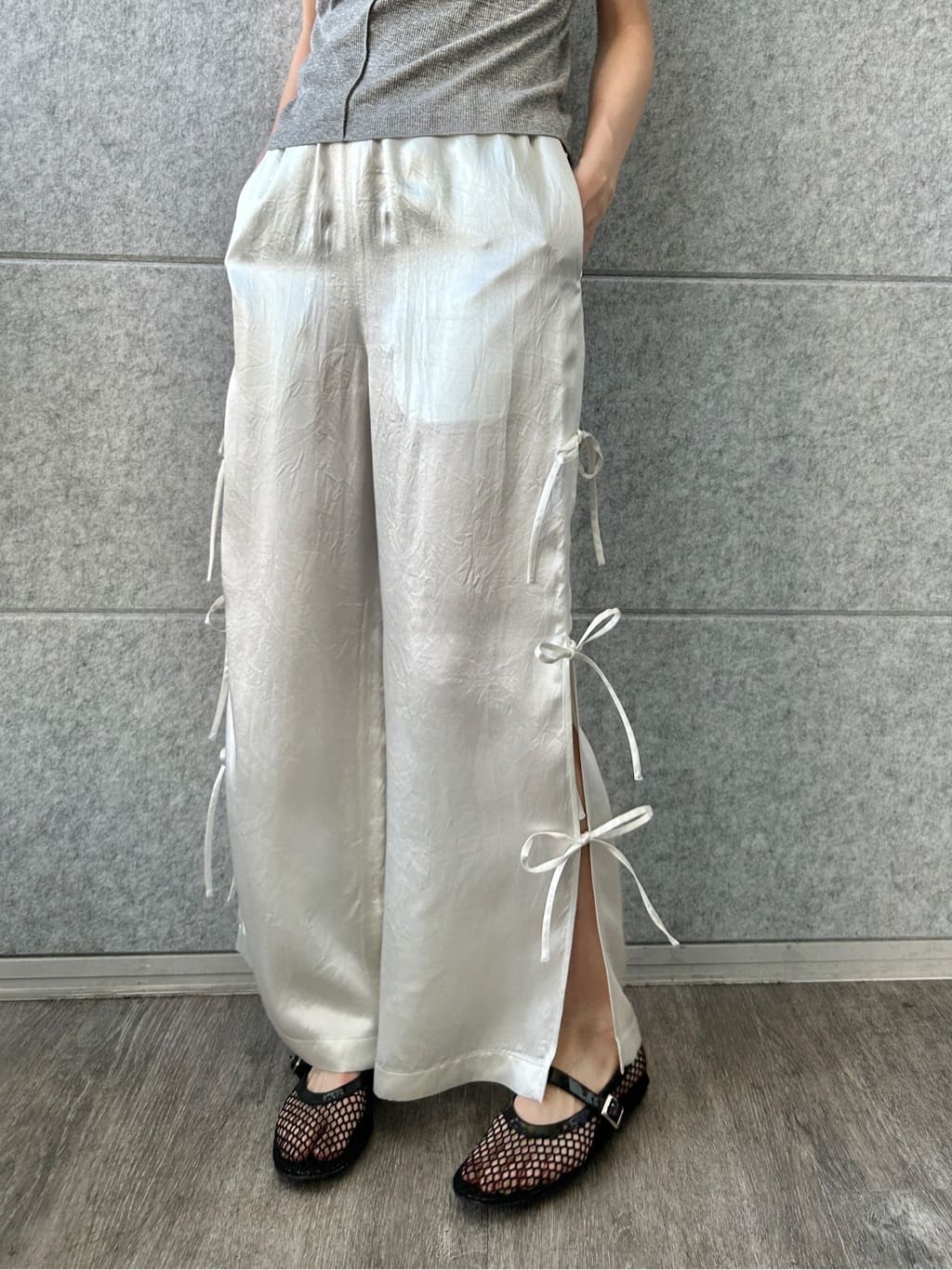 harunaさんの「CODE A｜ribbon easy pants」を使ったコーディネート