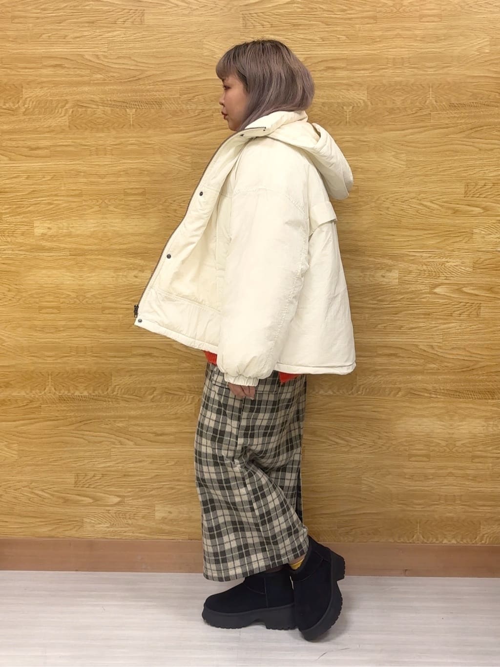 ぁむさんの「SHOO･LA･RUE｜【撥水/あったか】たっぷり着られる 中綿モンスターショートコート」を使ったコーディネート