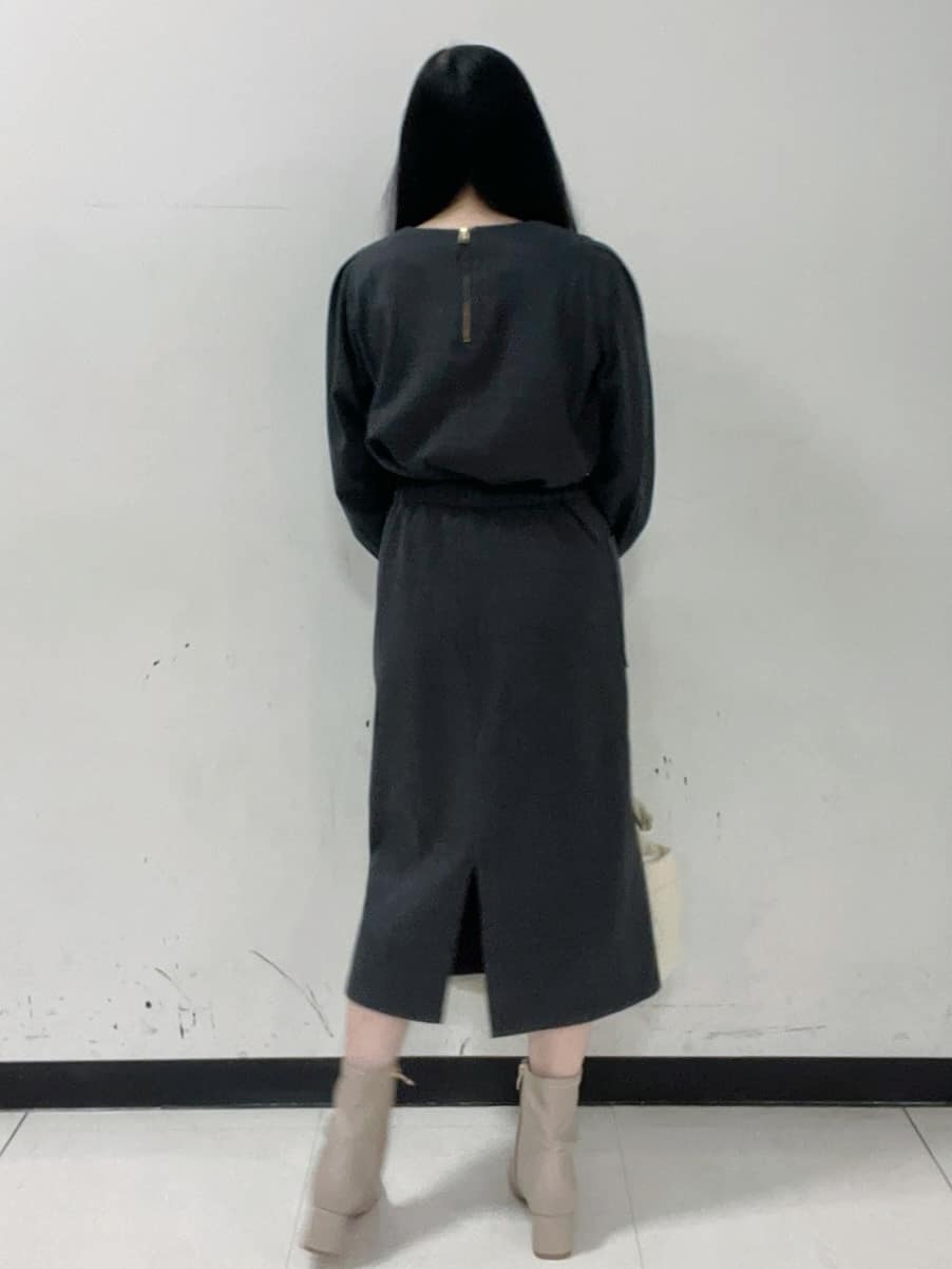 Hitomiさんの「index｜コンパクトパフトップス【洗濯機OK／抗ピル／ストレッチ】」を使ったコーディネート