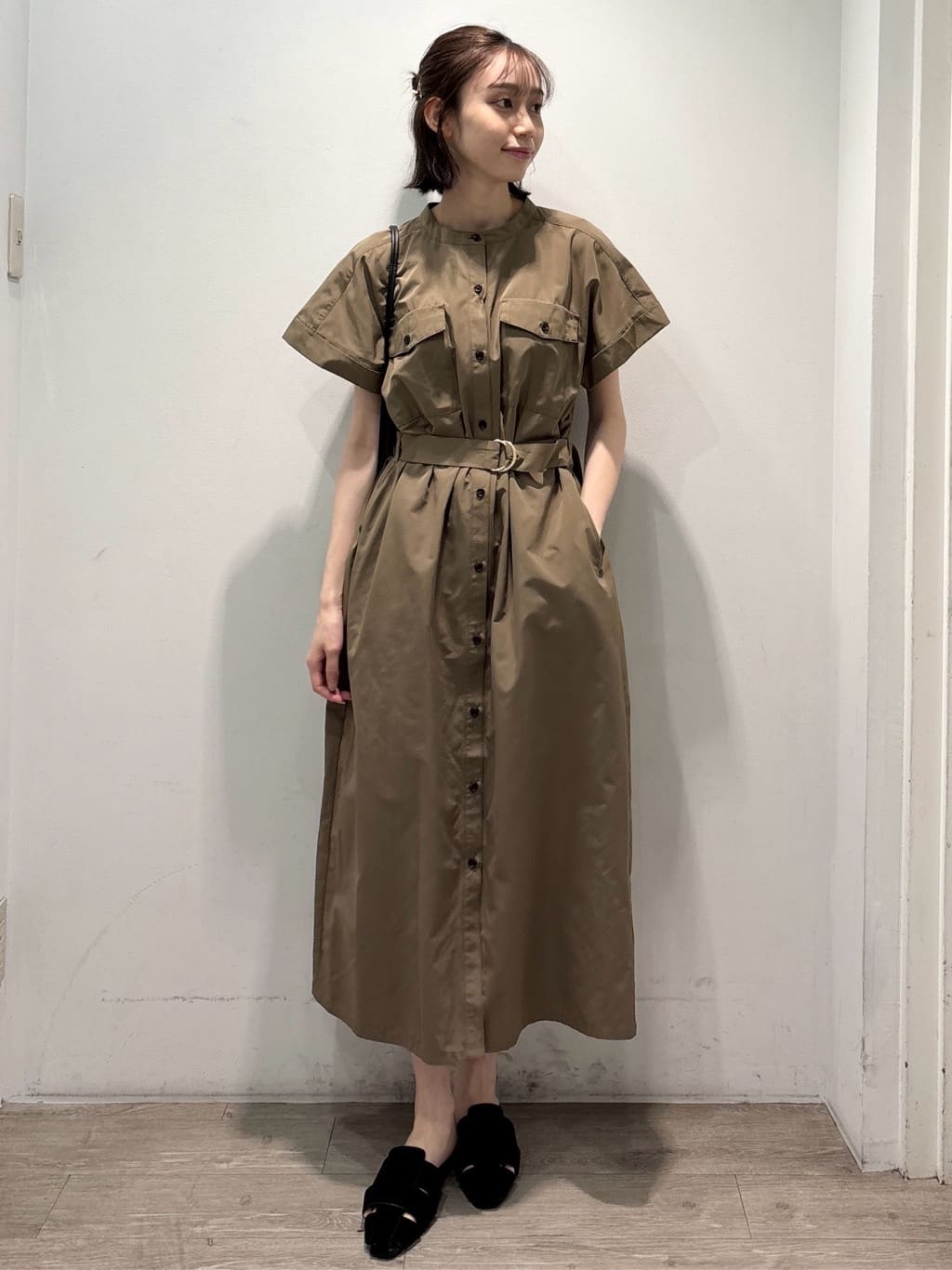 ぶまりんさんの「OPAQUE.CLIP｜ダブルポケットシャツワンピース【洗濯機洗い可】」を使ったコーディネート