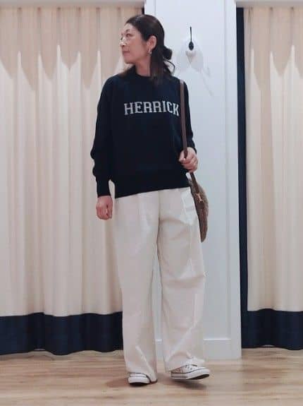 HIROさんの「Dessin｜【セットアップ可・洗える】マリンコーデュロイパンツ」を使ったコーディネート