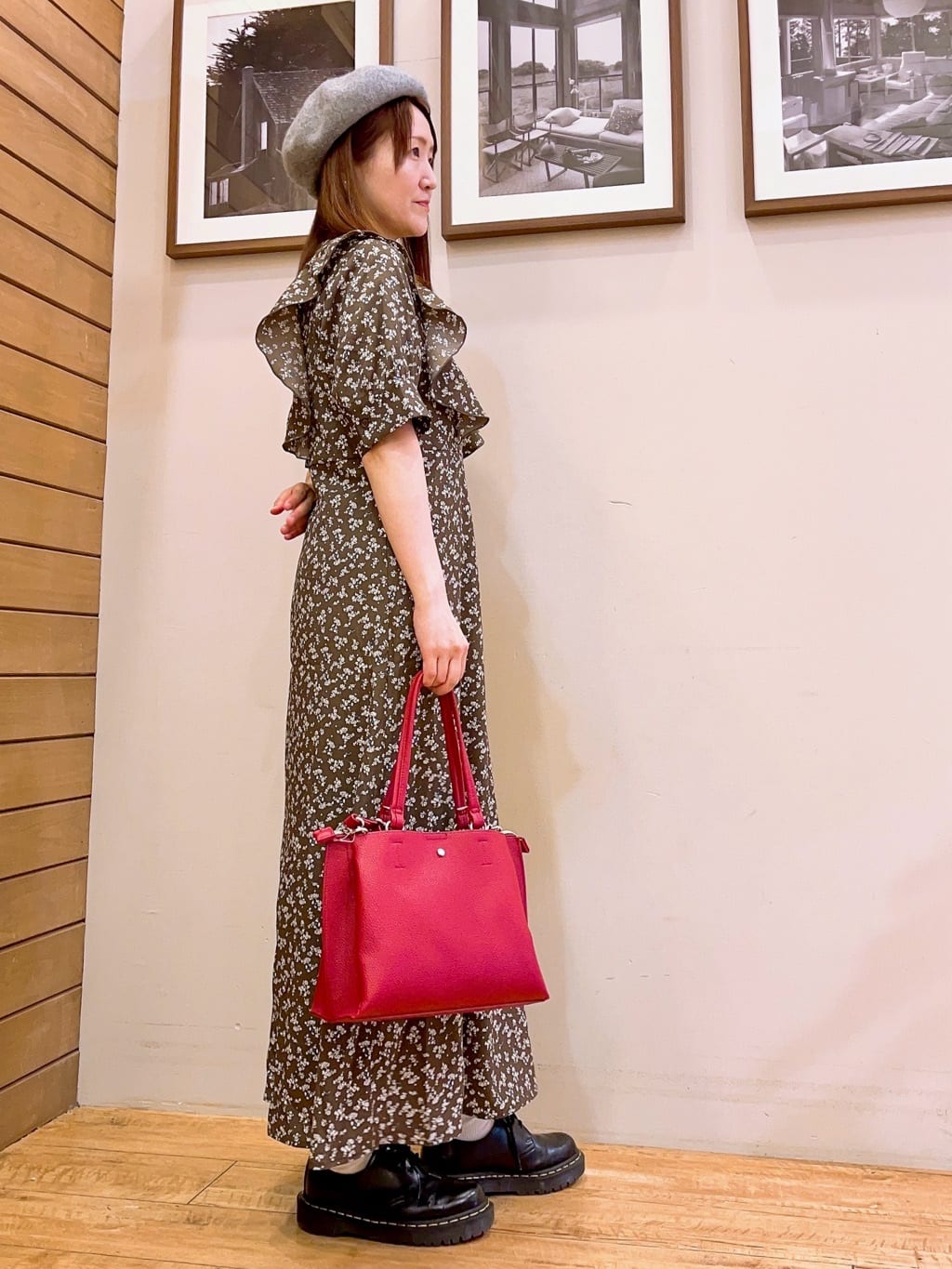 ゆっきーさんの「SHOO･LA･RUE｜【S-LL】クラシカルな 花柄ワンピース」を使ったコーディネート