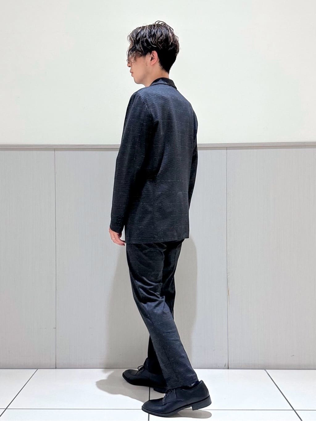 tomoyaさんの「THE SHOP TK｜ライトTRジャージジャケット【洗濯機OK/毛玉ができにくい/ストレッチ/セットアップ可】」を使ったコーディネート