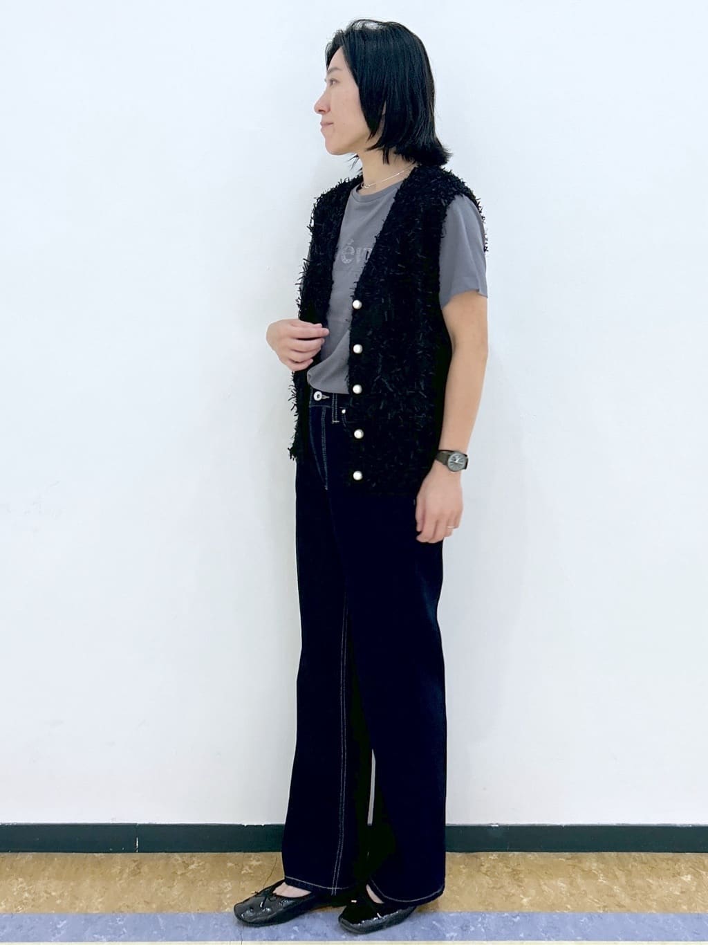 su.さんの「index｜《Can Cam掲載》フリンジシャギーコンパクトベスト【洗濯機洗い可】」を使ったコーディネート