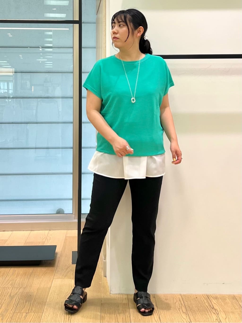 shimaさんの「INDIVI｜【洗える／レイヤードにも活躍】ペプラムインナートップス」を使ったコーディネート