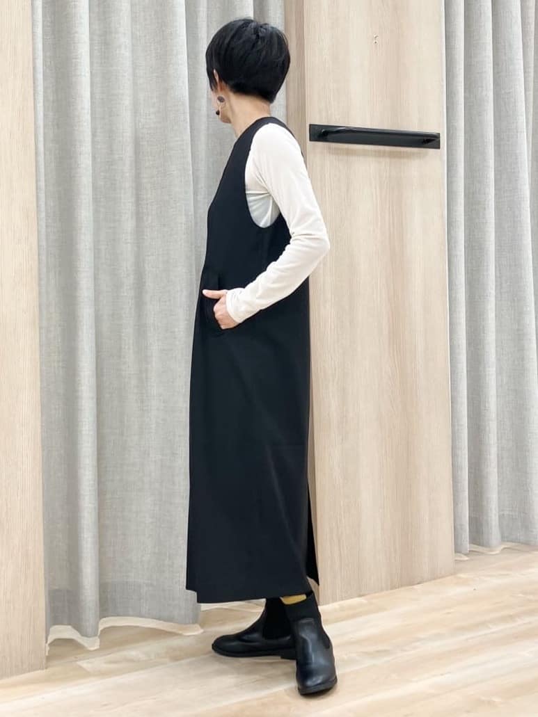 Keiさんの「grove｜【2WAY/美シルエット】着こなし自在のジャンドレワンピース」を使ったコーディネート