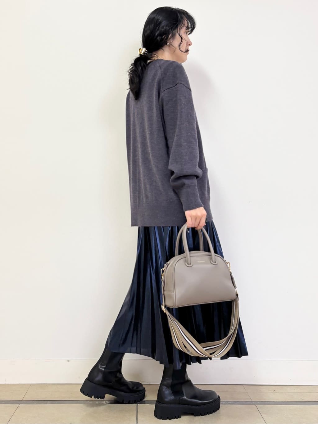 YOKOTAさんの「DRESSTERIOR｜レタードニットカーディガン」を使ったコーディネート