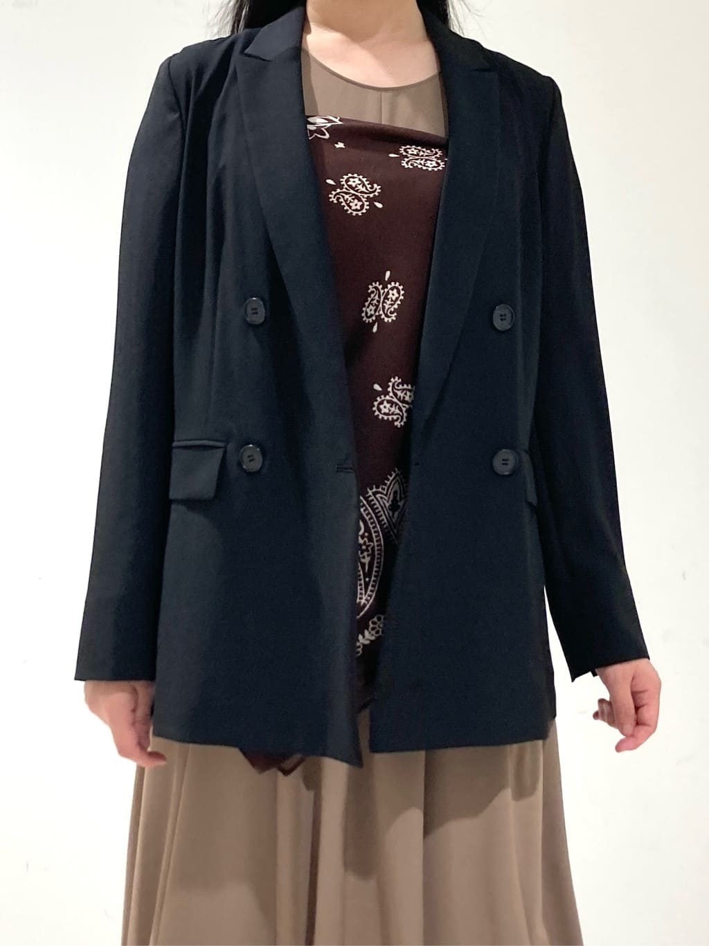 momokoさんの「INDIVI｜【軽く羽織れる！】ダブルジャケット」を使ったコーディネート