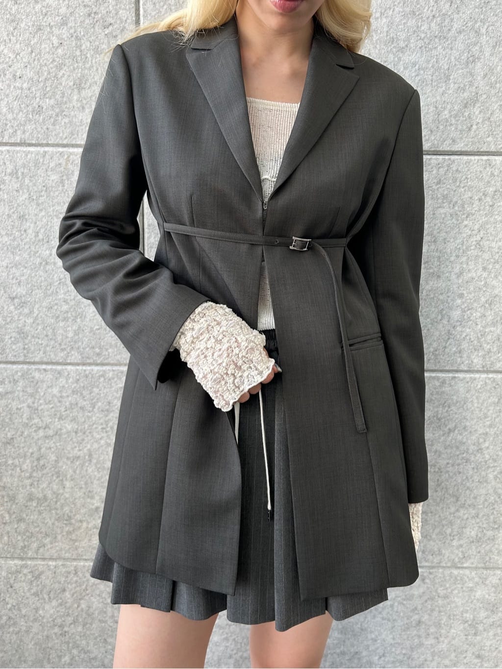 honoka Aさんの「CODE A｜tailored mood mini skirt」を使ったコーディネート