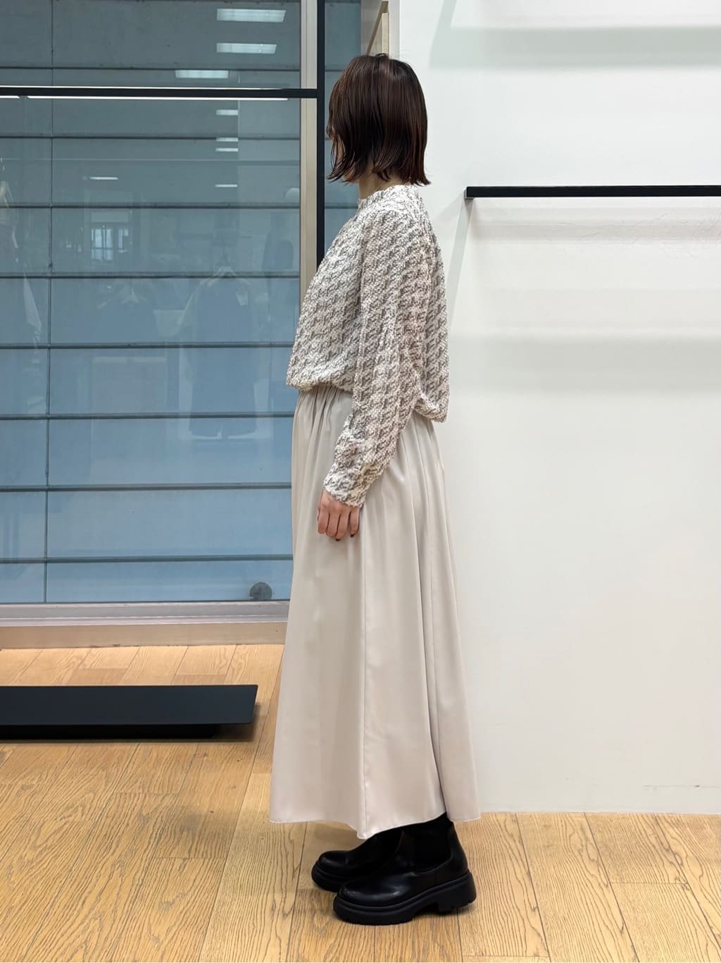 asamiさんの「INDIVI｜【きれいめ／オフィス／イベント】フェザージャカードブラウス」を使ったコーディネート