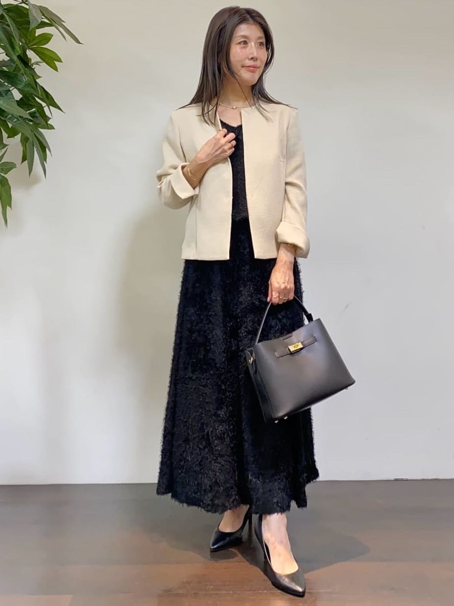 tomoさんの「UNTITLED｜シャイニービーズネックレス」を使ったコーディネート