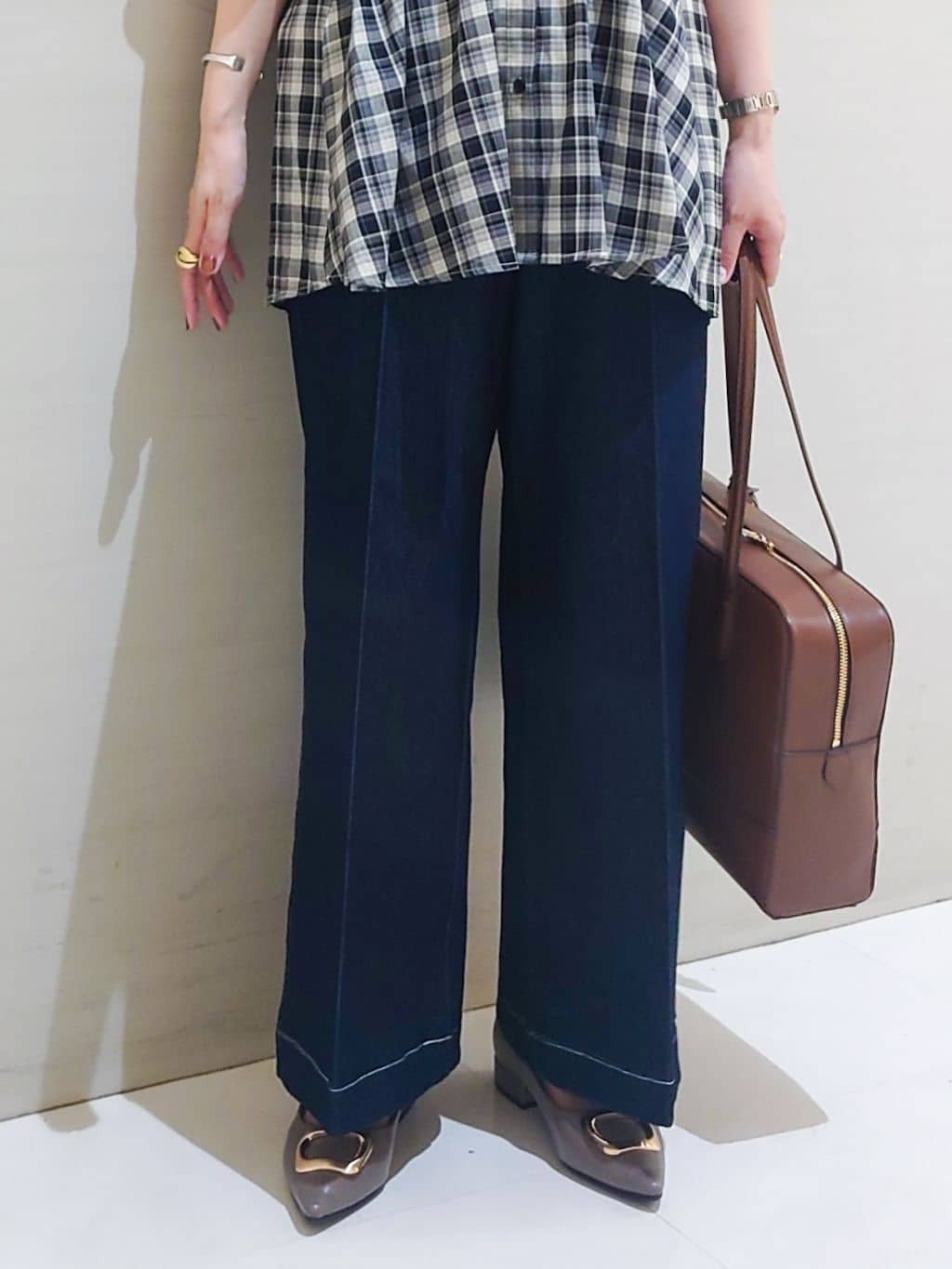 maruさんの「THE SHOP TK｜チェック柄チュニックブラウス」を使ったコーディネート