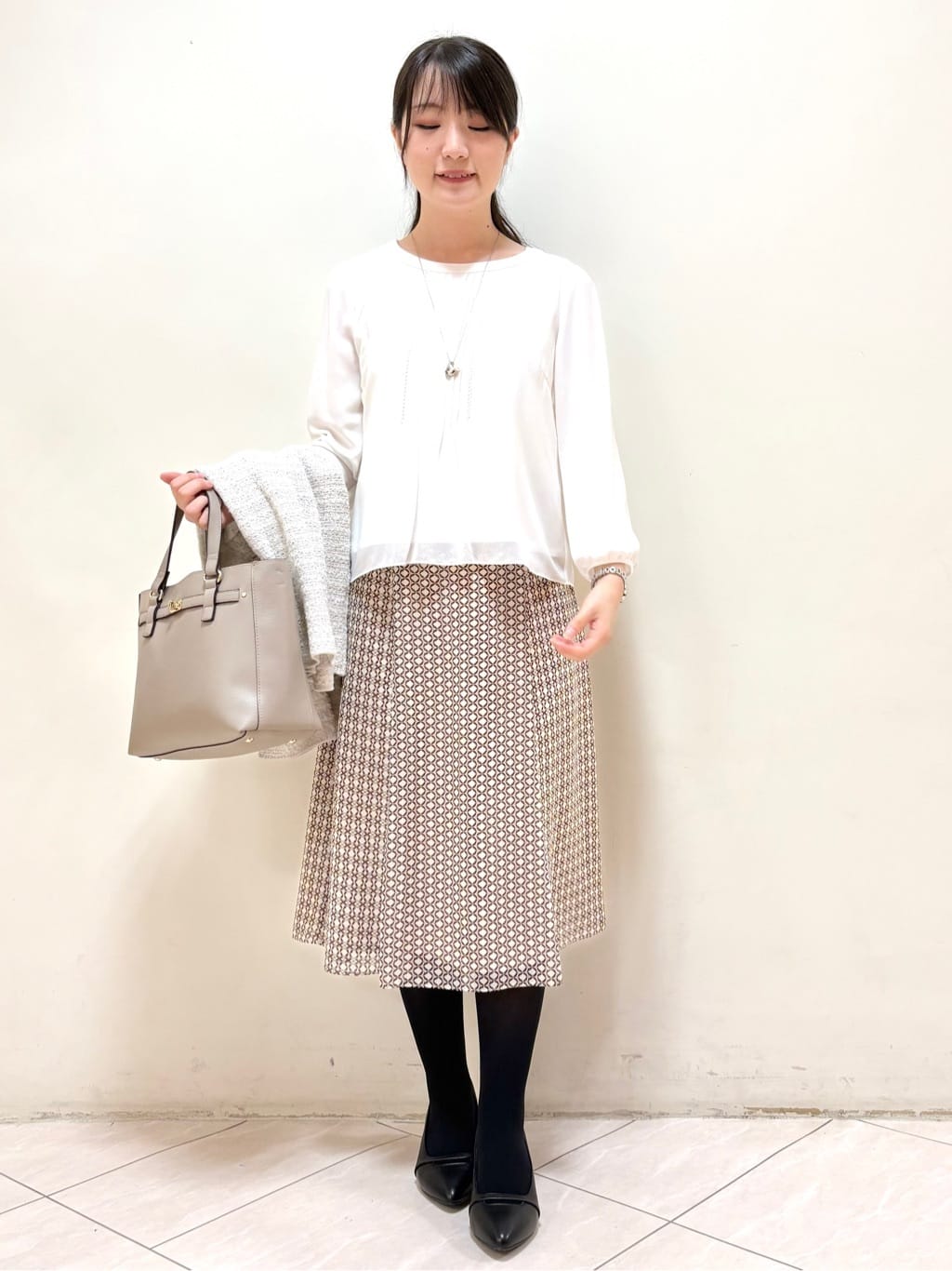 mikiさんの「Reflect｜【ライトアウター／ゆったりシルエット／気軽な羽織に◎】ドライタッチカーディガン」を使ったコーディネート