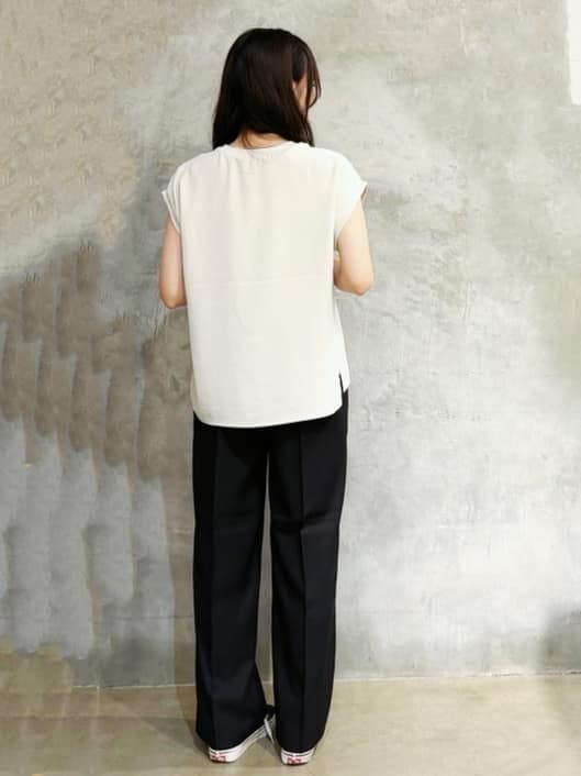 misaさんの「THE SHOP TK｜麻調ピンタックワイドパンツ【洗濯機OK】」を使ったコーディネート