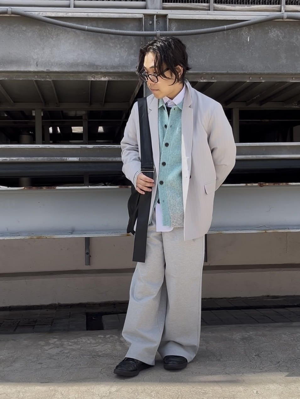taigaさんの「tk.TAKEO KIKUCHI｜【ネクタイ付き】グランパシャツ」を使ったコーディネート