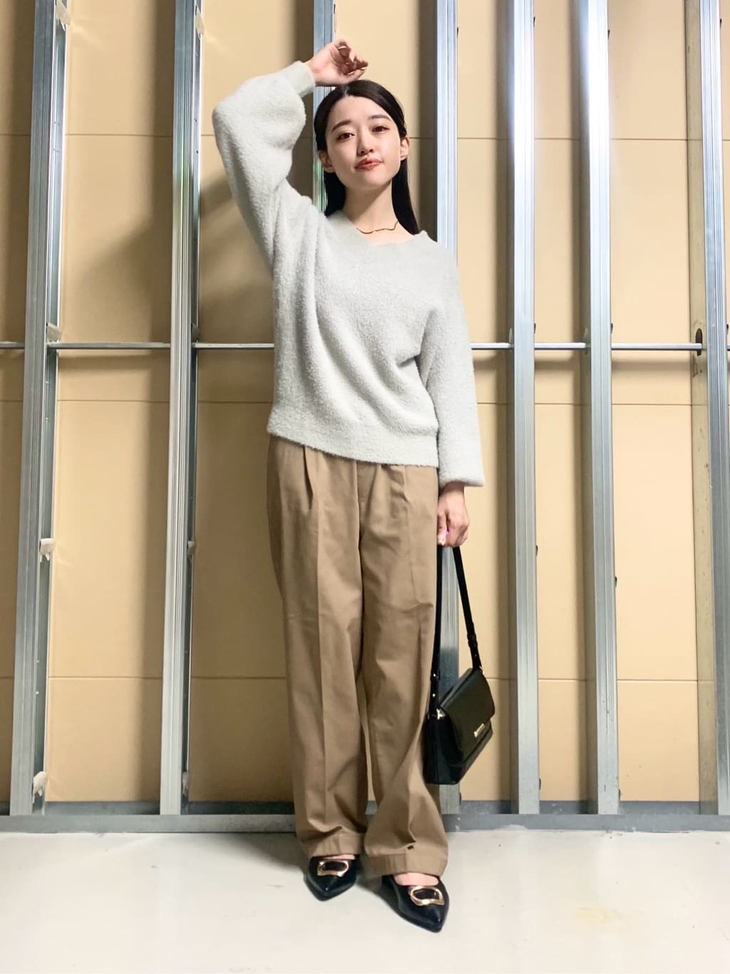 sahoさんの「THE SHOP TK｜【洗える】上品にきらめく フェザーラメニット」を使ったコーディネート