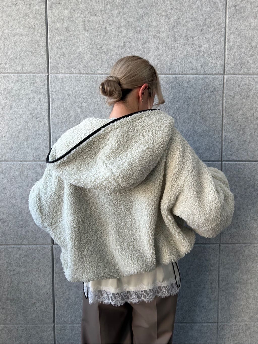 honoka Aさんの「CODE A｜boa hoodie blouson」を使ったコーディネート