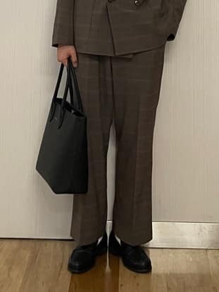 橋本さんの「DRESSTERIOR｜◆THOMAS MASON ストライプシャツ」を使ったコーディネート