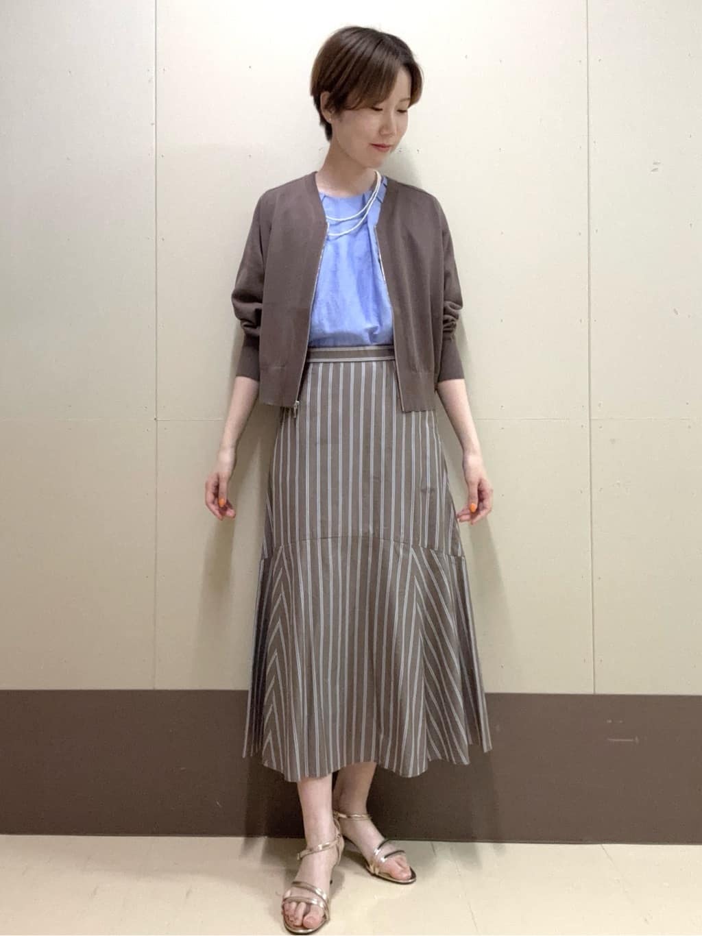 mioさんの「UNTITLED｜◆シャイニーナローサンダル」を使ったコーディネート