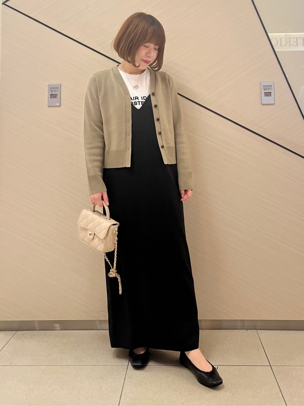 yahataさんの「DRESSTERIOR｜◆ミラノリブカーディガン」を使ったコーディネート