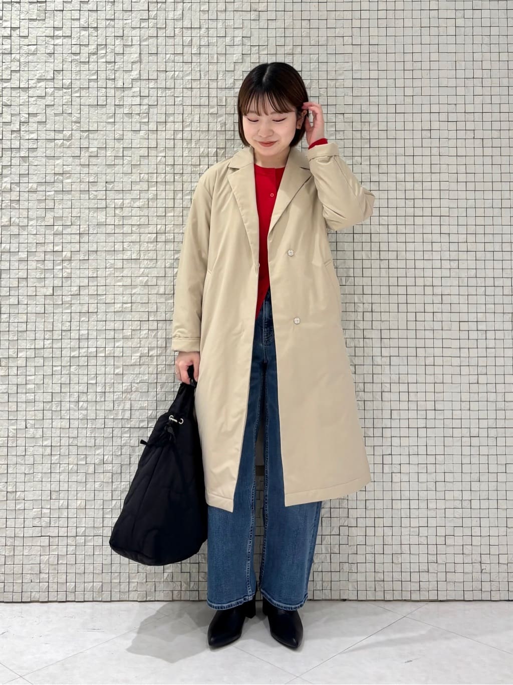 sakuさんの「INDIVI｜【超軽量／蓄熱】ライトパフチェスターコート」を使ったコーディネート