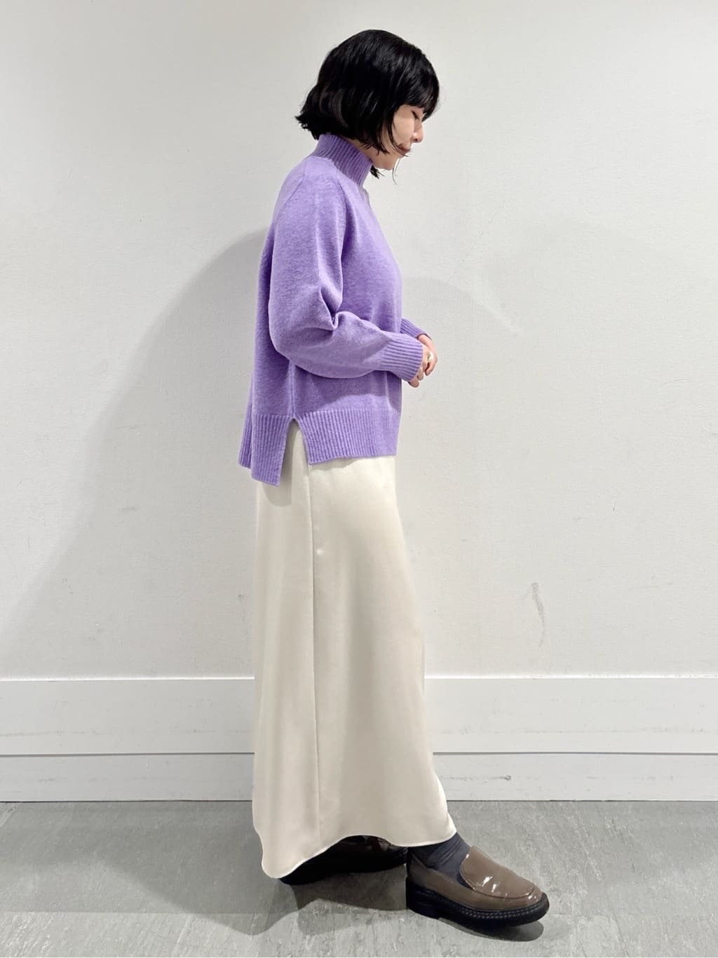 モエカさんの「UNTITLED｜【8色展開/洗える】ウールカシミヤ ハイネックニット」を使ったコーディネート