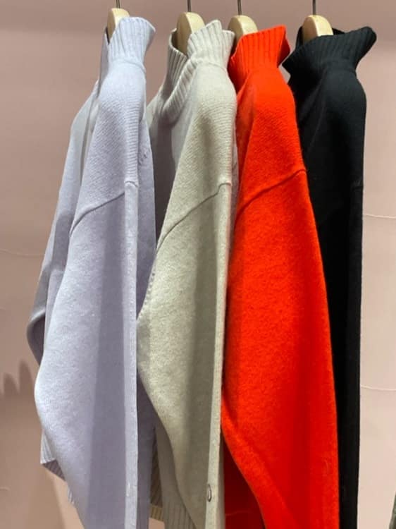 ogataさんの「DRESSTERIOR｜フェイクファーコンビリサイクルレザートートバッグ」を使ったコーディネート