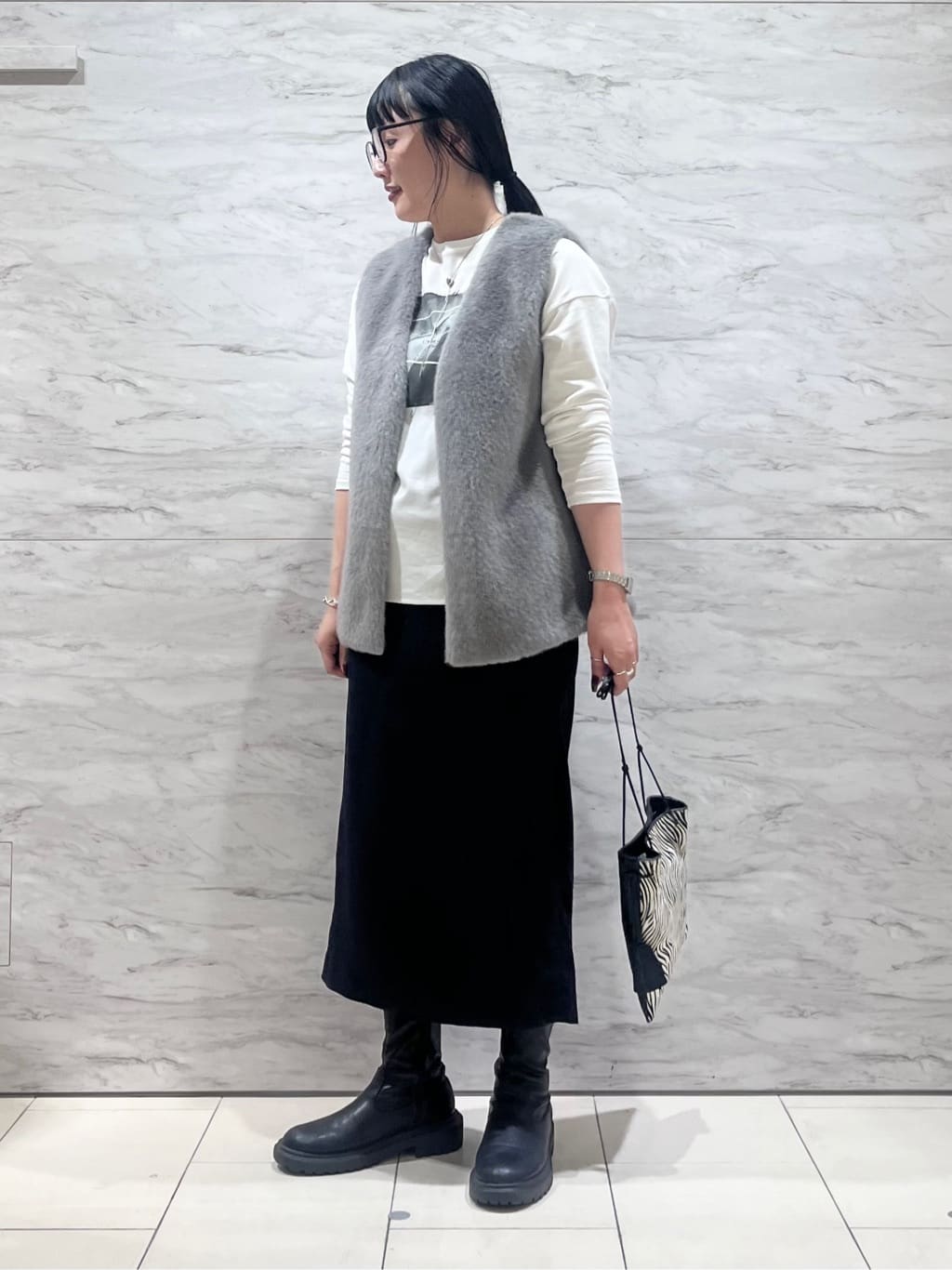 hasuさんの「INDIVI｜ミンク調フェイクファージレ」を使ったコーディネート