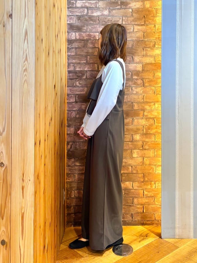 mieさんの「SHOO･LA･RUE｜【S-LL】美しく見せる ボートネックロンT」を使ったコーディネート