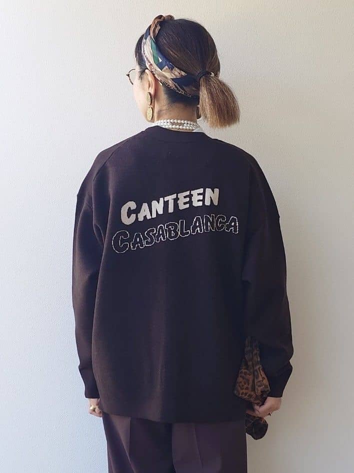 MUTSUKOさんの「UNTITLED｜【CHIGNON】CHERIE シンプルロゴTシャツ」を使ったコーディネート